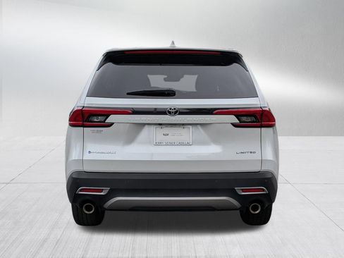 Used 2024 Toyota Grand Highlander AWD Hybrid image 5