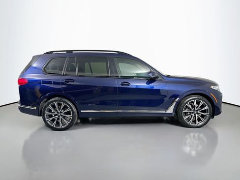 Certified 2022 BMW X7 xDrive40i w/ Premium Package image 5