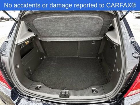 Certified 2022 Chevrolet Trax LT w/ LT Convenience Package image 13