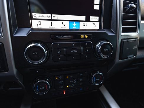 Used 2017 Ford F350 Lariat w/ Chrome Package image 19