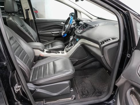 Used 2016 Ford C-MAX Energi SEL w/ Equipment Group 302A FWD image 17