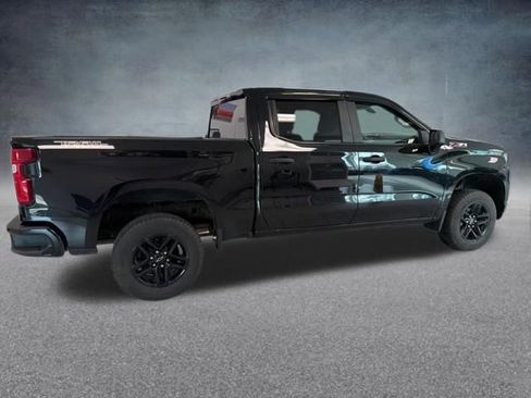 Used 2019 Chevrolet Silverado 1500 Custom Trail Boss w/ Custom Convenience Package AWD/4WD image 5