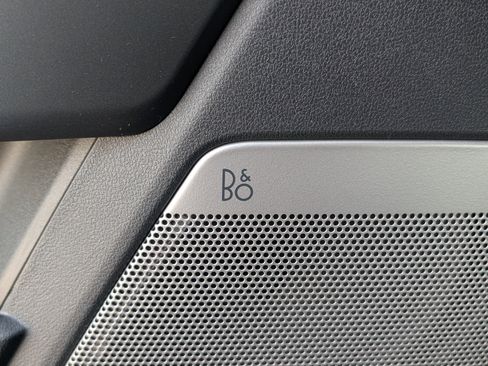 New 2026 Ford F250 Lariat w/ Black Appearance Package image 18