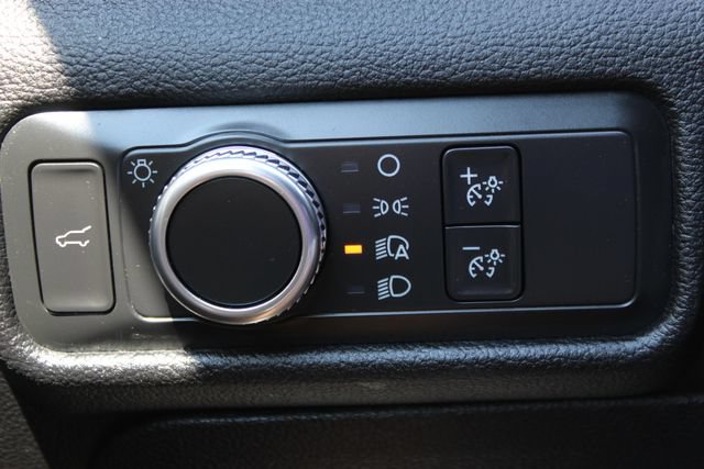 Used 2021 Ford Explorer XLT RWD image 17