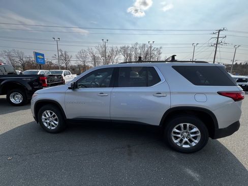 Used 2021 Chevrolet Traverse LT w/ LPO, Cargo Package image 8