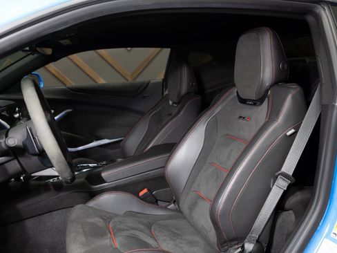 Used 2022 Chevrolet Camaro ZL1 image 23