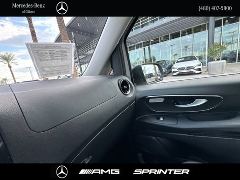 Used 2023 Mercedes-Benz Metris Passenger image 16