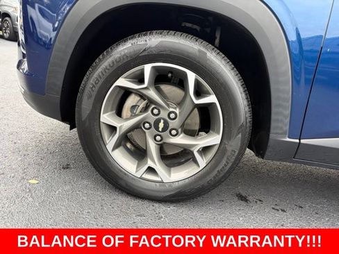 Used 2024 Chevrolet Trax LT w/ Driver Confidence Package FWD image 9