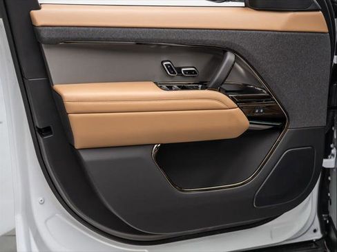 New 2026 Land Rover Range Rover Sport SE image 23