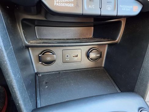 Used 2021 Hyundai Kona SE image 18