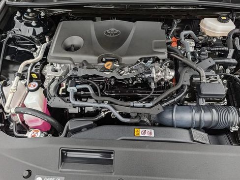 Certified 2025 Toyota Camry XSE FWD image 33