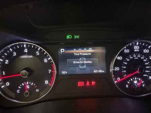 Used 2024 Kia Forte LXS FWD image 4