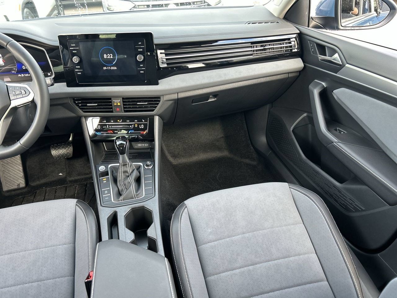 New 2027 Volkswagen Jetta SE FWD image 12