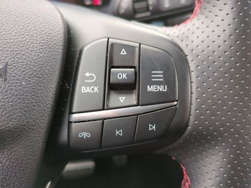 Used 2024 Ford Escape ST-Line image 17