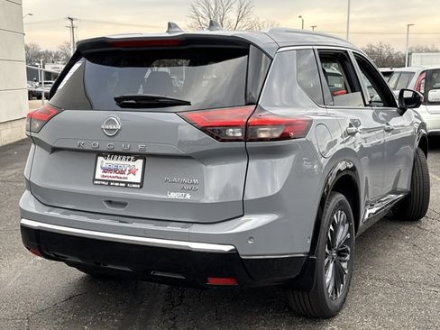 New 2025 Nissan Rogue Platinum w/ Tech Package AWD/4WD image 25