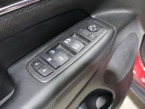 Certified 2022 Jeep Grand Cherokee Limited AWD/4WD image 15