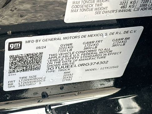 Used 2024 GMC Sierra 1500 AT4 w/ Technology Package AWD/4WD image 35