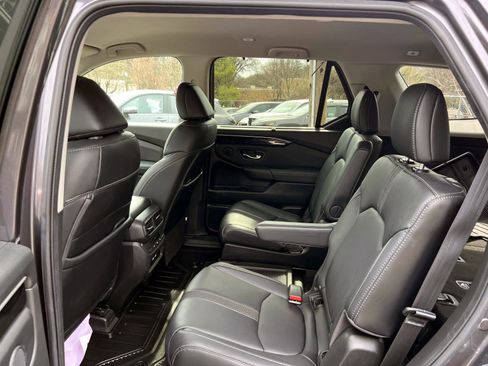 Certified 2023 Honda Pilot EX-L image 9