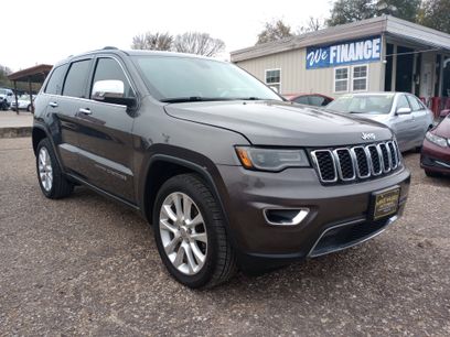 Used 2017 Jeep Grand Cherokee Limited w/ Luxury Group II