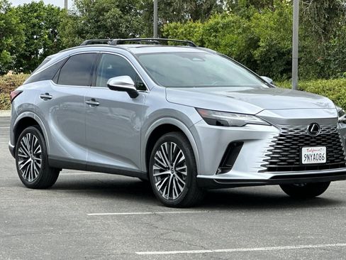 Used 2024 Lexus RX 350 Premium w/ Cold Area Package FWD image 6