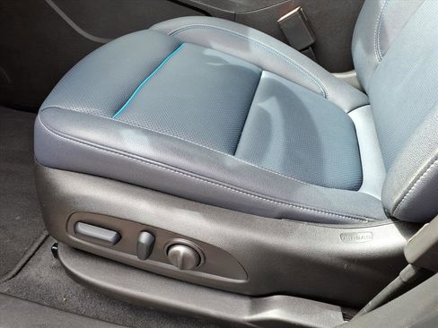 Used 2024 Chevrolet Blazer RS w/ Driver Confidence II Package image 8