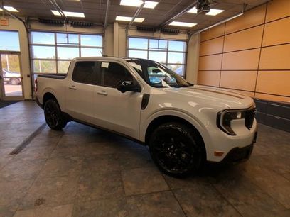 New 2025 Ford Maverick Lariat w/ Black Appearance Package