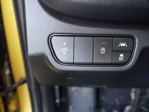 Used 2023 Kia Seltos S image 21