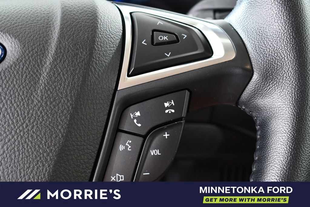 Used 2023 Ford Edge SEL AWD/4WD image 34