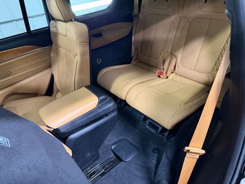 Used 2022 Jeep Grand Cherokee L Summit image 11