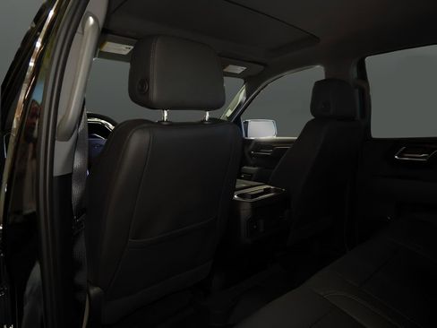 Used 2025 Chevrolet Silverado 1500 RST w/ Convenience Package II AWD/4WD image 29
