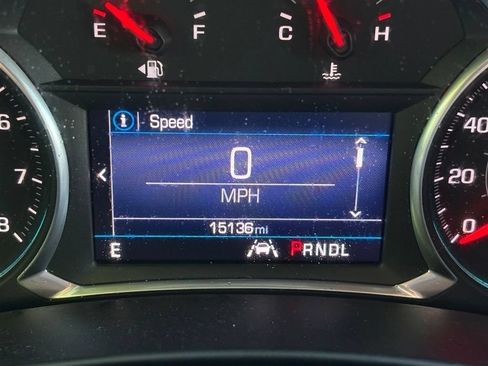 Used 2020 Chevrolet Equinox LT FWD image 11