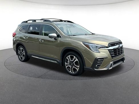 Used 2023 Subaru Ascent Touring AWD/4WD image 8