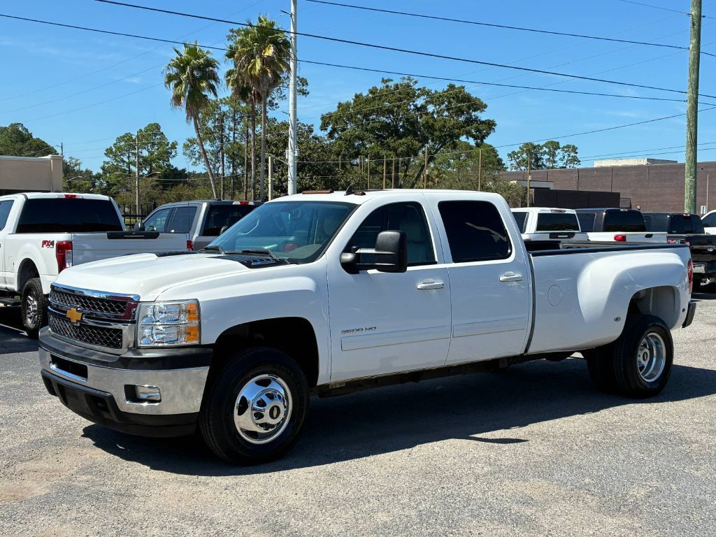 Used 2012 Chevrolet Silverado 3500 LTZ w/ LTZ Plus Package RWD image 2