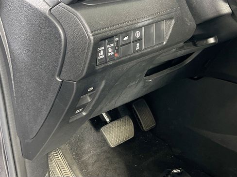 Used 2023 Honda Odyssey EX-L image 10