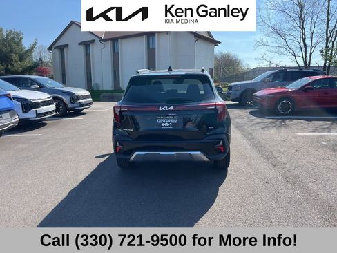 Used 2025 Kia Seltos EX w/ EX Sunroof Package image 7