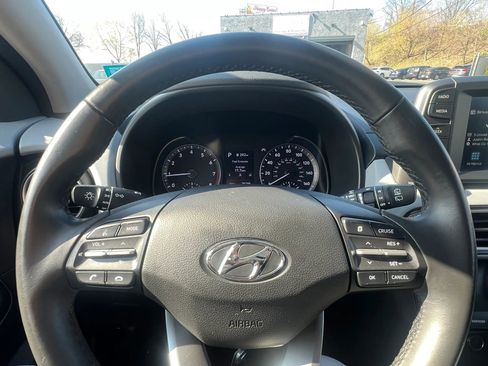 Used 2021 Hyundai Kona SEL w/ Cargo Package image 19