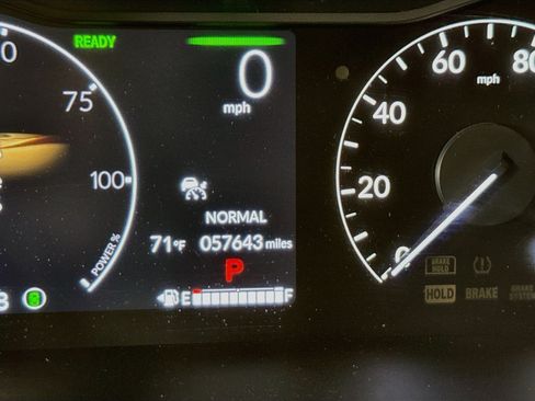 Used 2023 Honda CR-V Sport Touring image 13