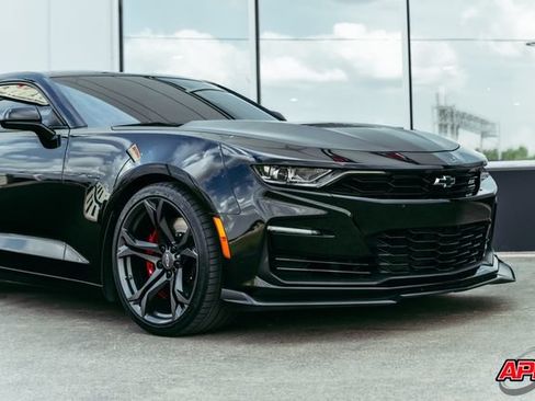 Used 2022 Chevrolet Camaro SS RWD image 39