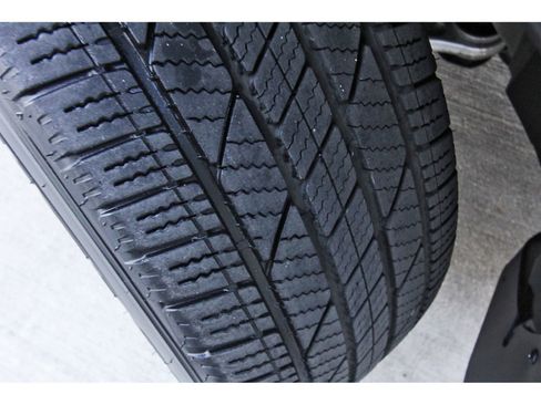 Used 2023 Nissan Pathfinder Platinum w/ Cargo Package image 38