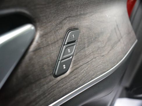 Used 2024 Jeep Grand Cherokee Limited AWD/4WD image 8