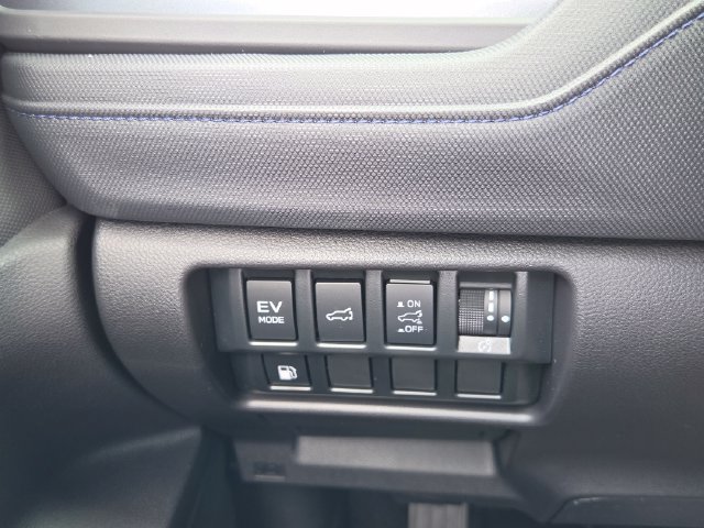 New 2026 Subaru Forester Touring AWD/4WD image 28