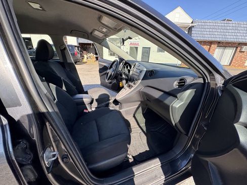 Used 2009 Toyota Matrix Base 4dr Wagon 4A image 53