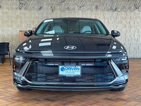 Used 2024 Hyundai Sonata SEL image 3