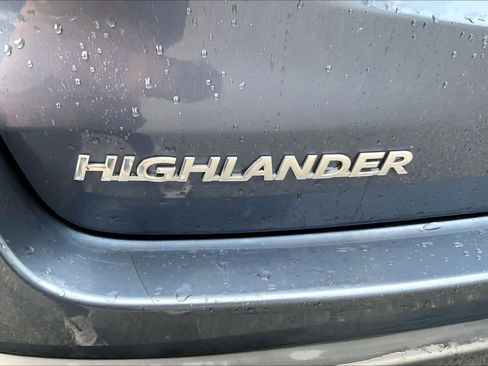 Used 2014 Toyota Highlander XLE AWD/4WD image 33