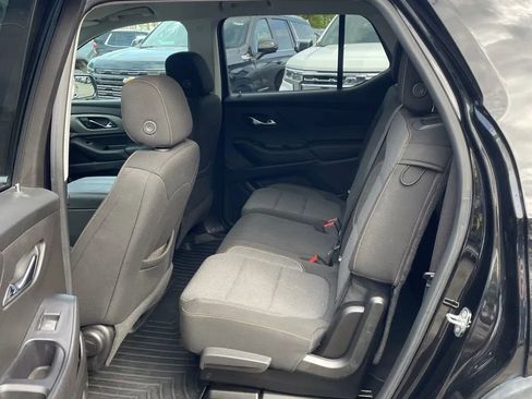 Used 2018 Chevrolet Traverse LS AWD/4WD image 13