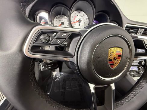 Certified 2019 Porsche 911 Carrera S image 38