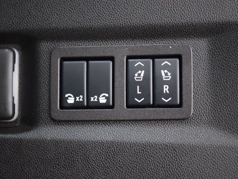 Used 2024 GMC Yukon Denali w/ Max Trailering Package AWD/4WD image 27