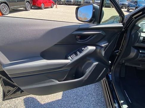 Certified 2024 Subaru Crosstrek 2.0i Premium image 17