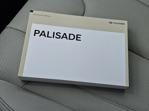 Used 2022 Hyundai Palisade SEL w/ 8P Bench Seat Package AWD/4WD image 26