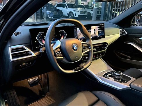 Certified 2025 BMW 330i Sedan image 17